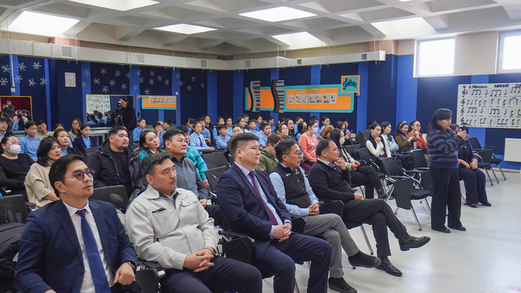 Нийслэлийн ерөнхий боловсролын 122 дугаар сургууль хийн халаагуурт шилжлээ